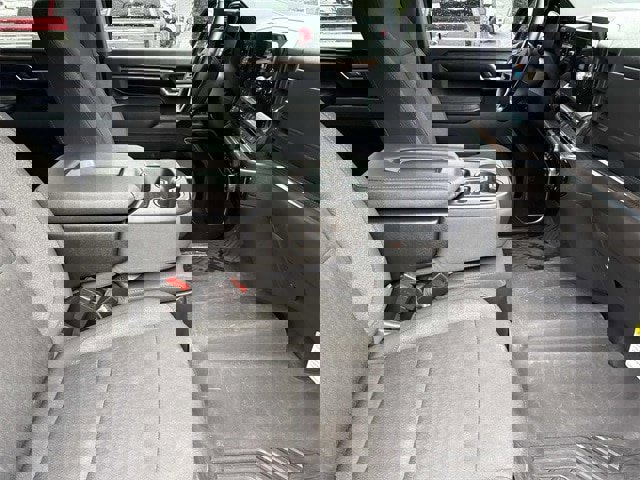 Used 2024 Chevrolet Silverado 2500 LT image 24