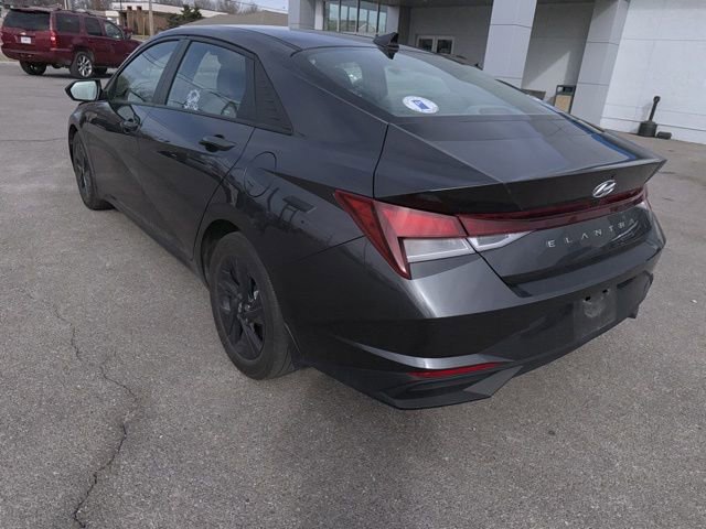 Used 2022 Hyundai Elantra SEL w/ Convenience Package image 18