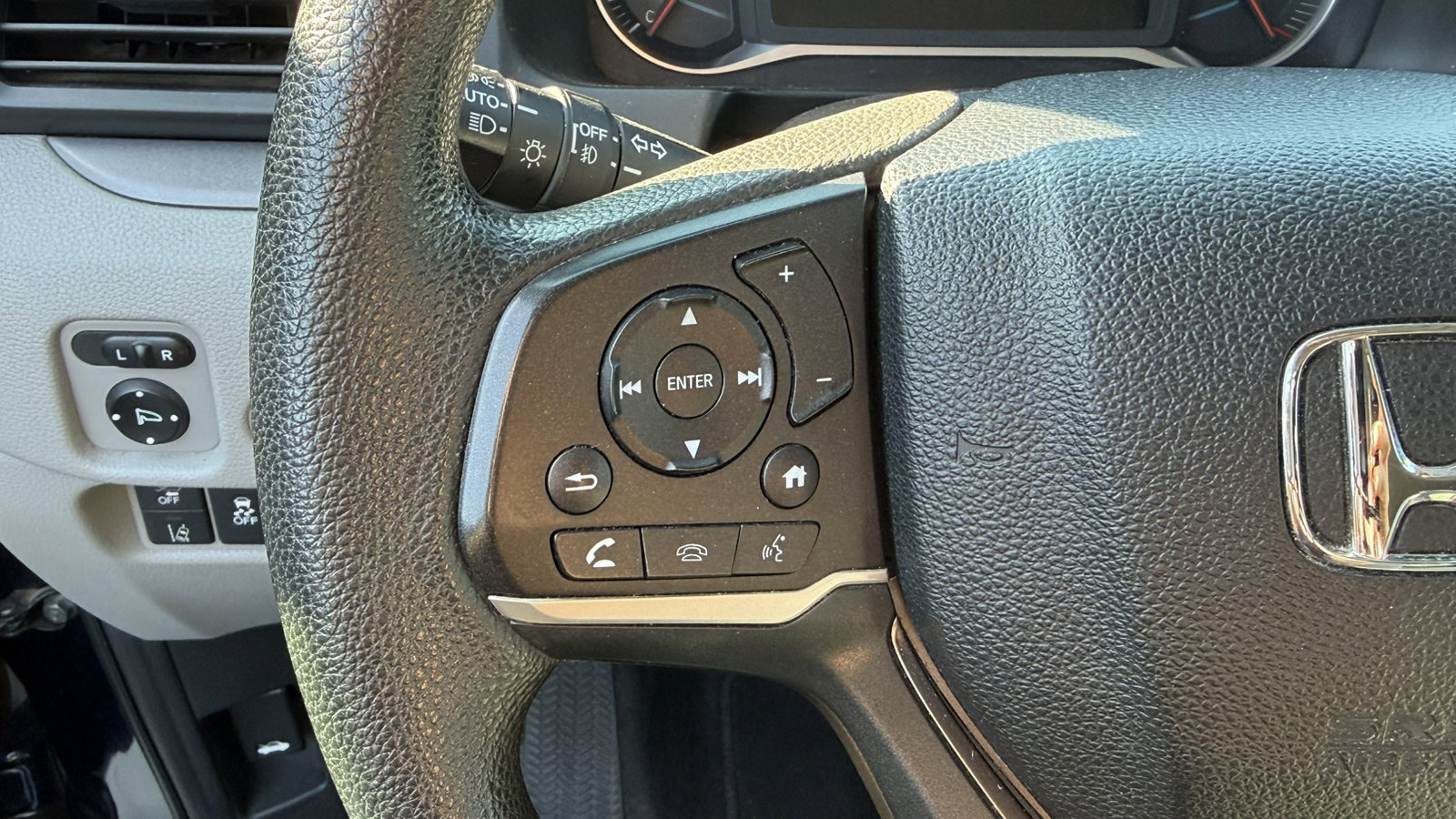 Used 2019 Honda Pilot EX image 14