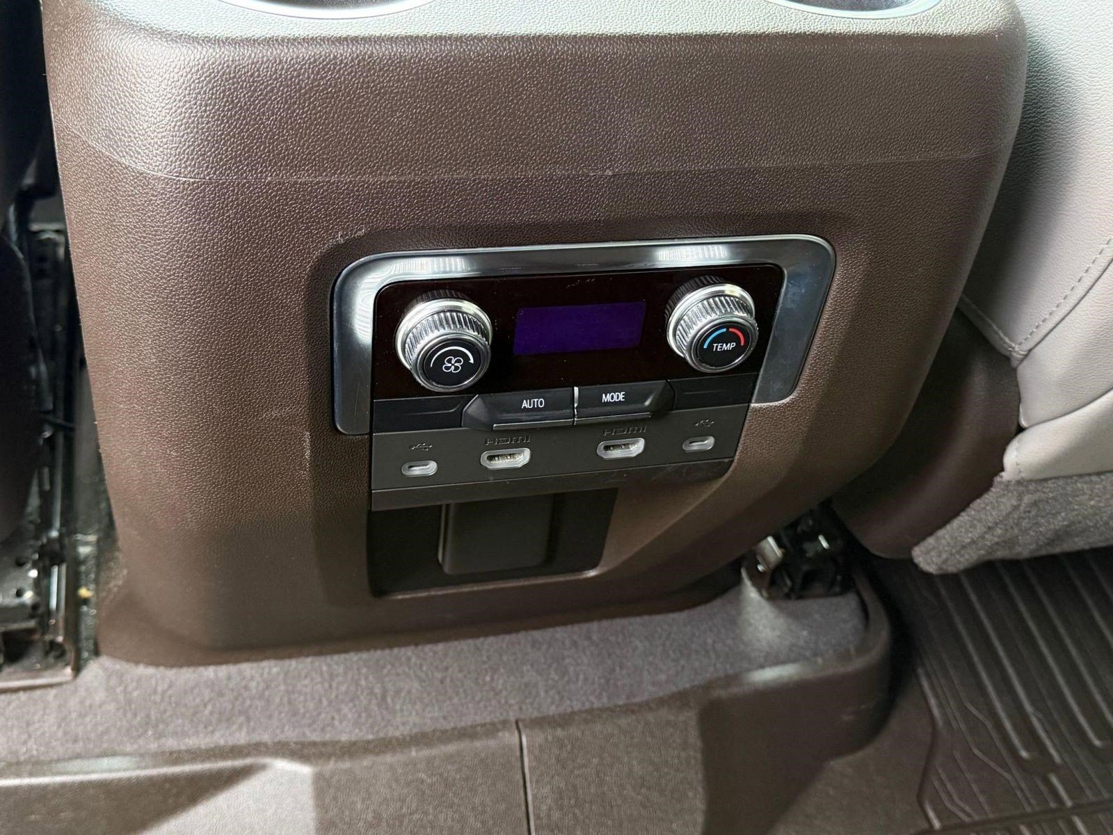 Used 2021 GMC Yukon XL SLT w/ Rear Media and Nav Package image 27