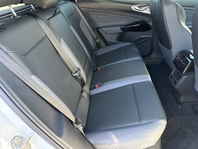 New 2026 Volkswagen ID.4 Pro S image 25