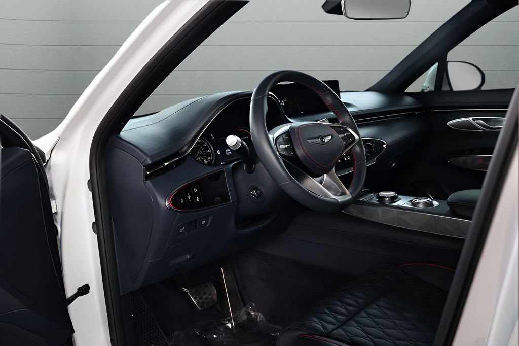 Used 2024 Genesis GV70 3.5T Sport w/ Sport Advanced Package image 47