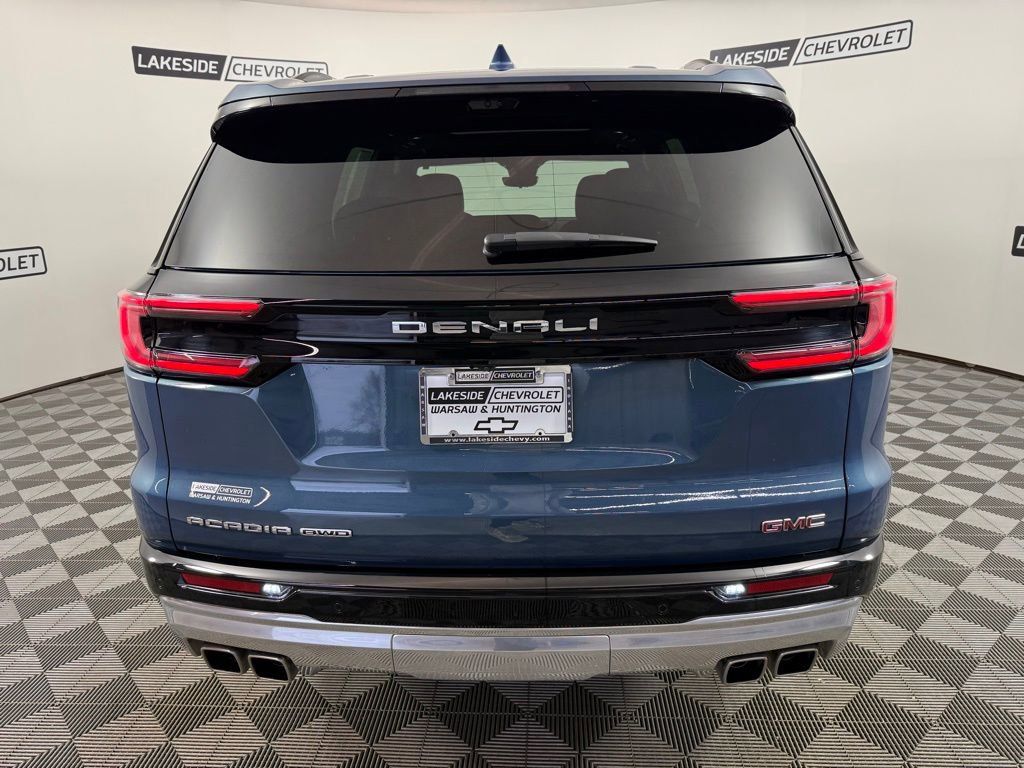 Used 2025 GMC Acadia Denali w/ Super Cruise Package image 5