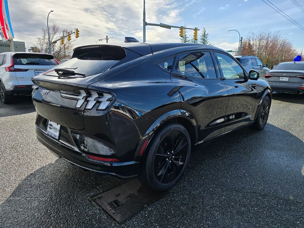 Used 2025 Ford Mustang Mach-E GT image 5