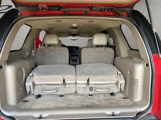Used 2005 GMC Yukon SLT w/ SLT Preferred Equipment Group AWD/4WD image 15