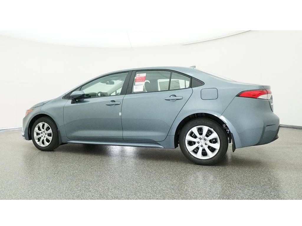 Used 2025 Toyota Corolla LE FWD image 25