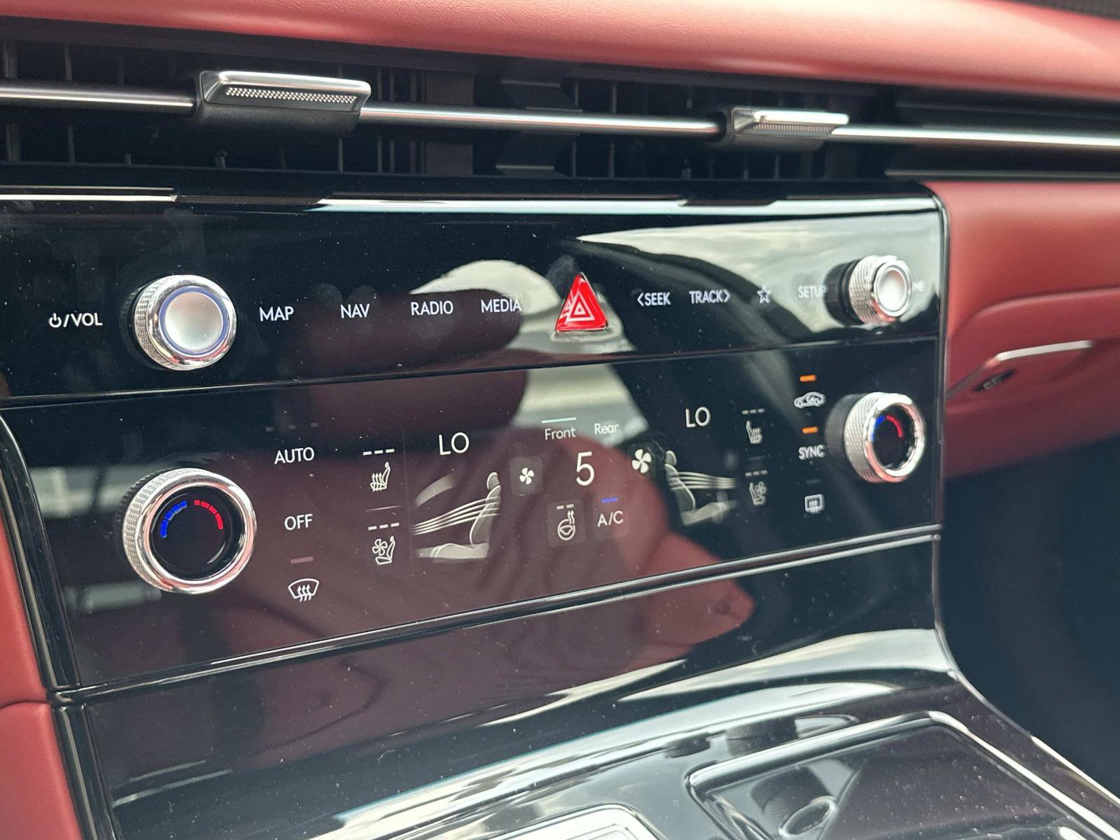 New 2026 Genesis G80 2.5T Sport Prestige AWD/4WD image 15