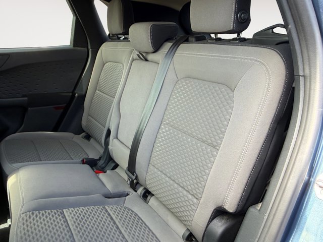 Used 2020 Ford Escape SE image 12