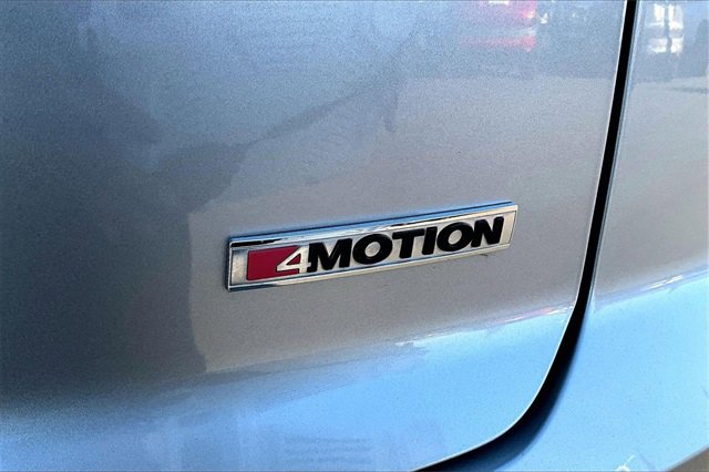 Used 2022 Volkswagen Atlas Cross Sport SEL R-Line image 24