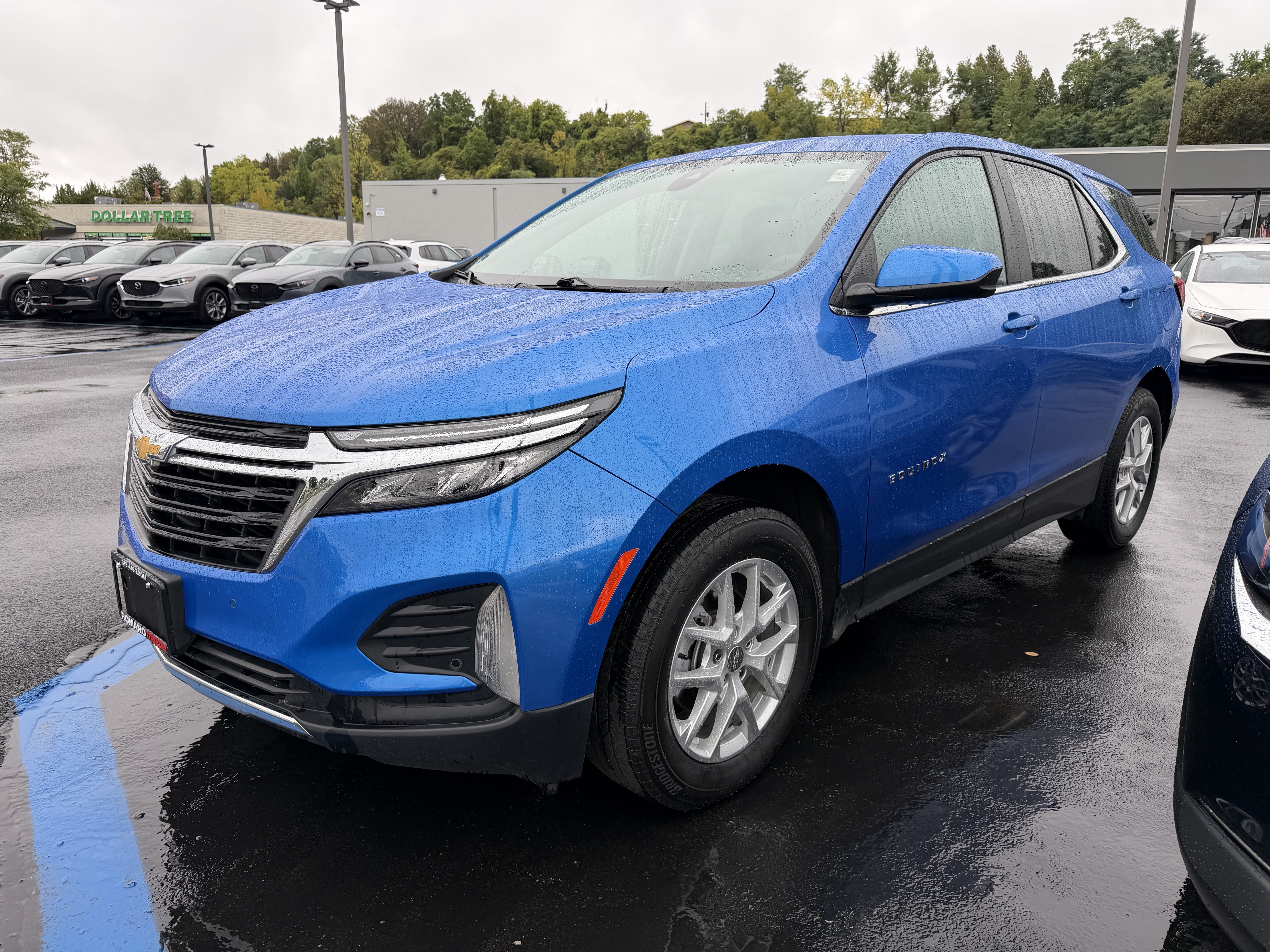 Used 2024 Chevrolet Equinox LT AWD/4WD image 4