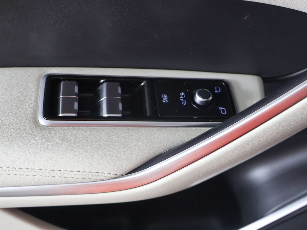 Used 2022 Jaguar F-PACE SVR AWD/4WD image 38