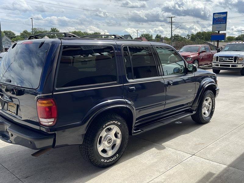 Used 2000 Ford Explorer Limited AWD/4WD image 10