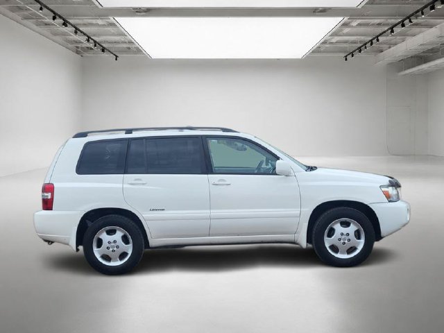 Used 2006 Toyota Highlander Limited w/ Leather Trim Pkg AWD/4WD image 7