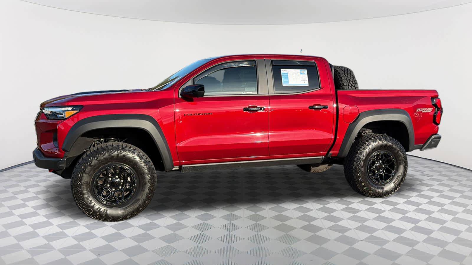 Used 2024 Chevrolet Colorado ZR2 w/ ZR2 Bison Edition AWD/4WD image 8