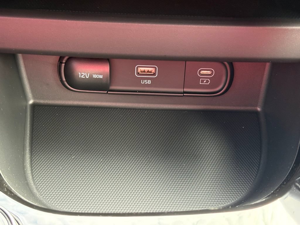 New 2026 Kia Seltos S FWD image 28