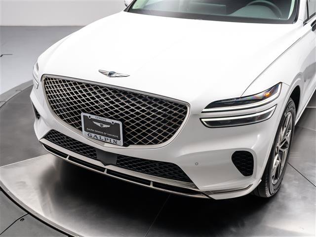 Used 2025 Genesis GV70 2.5T w/ Advanced Package AWD/4WD image 9