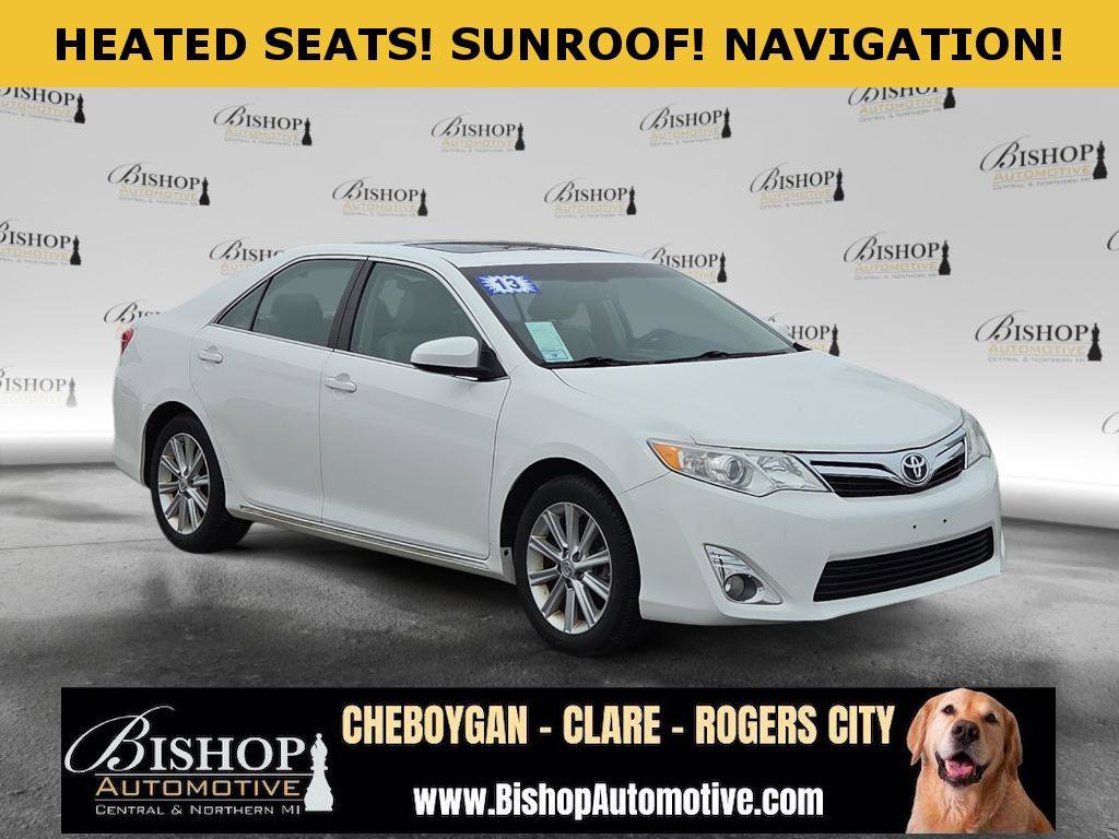 Used 2013 Toyota Camry XLE w/ Leather Pkg image 1