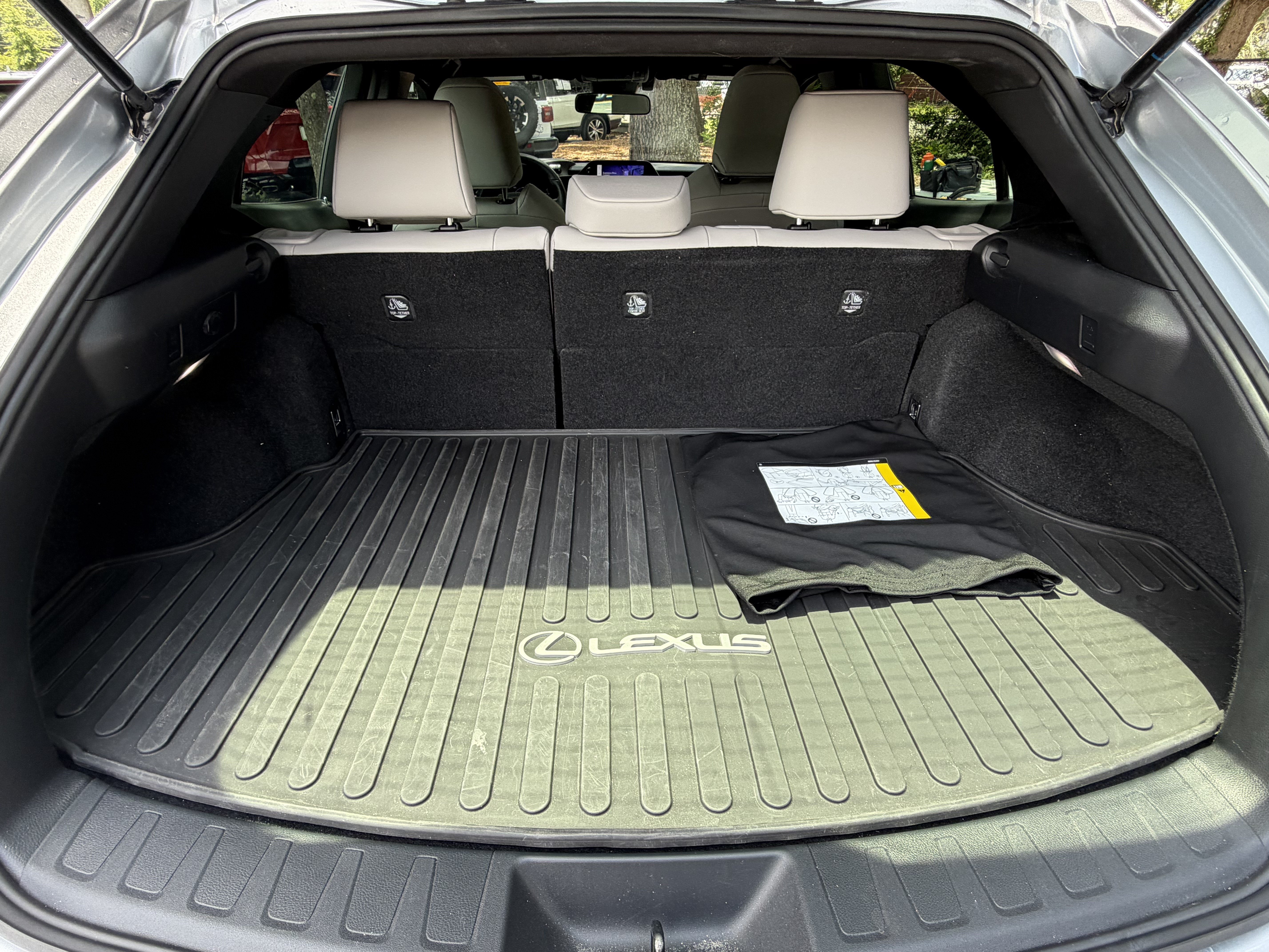 Used 2024 Lexus UX 250h F Sport FWD image 49