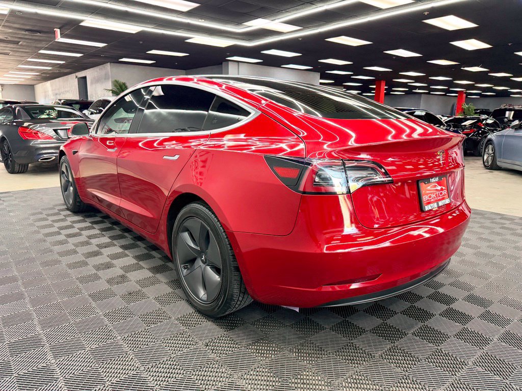 Used 2019 Tesla Model 3 Standard Range RWD image 11