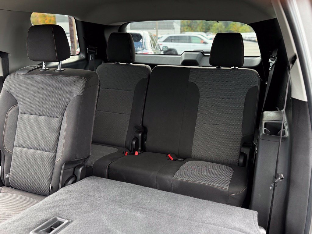 Used 2019 Chevrolet Traverse LS w/ LPO, Blackout Package FWD image 16