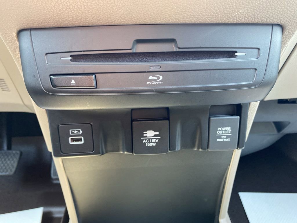 Used 2024 Honda Odyssey Elite image 39