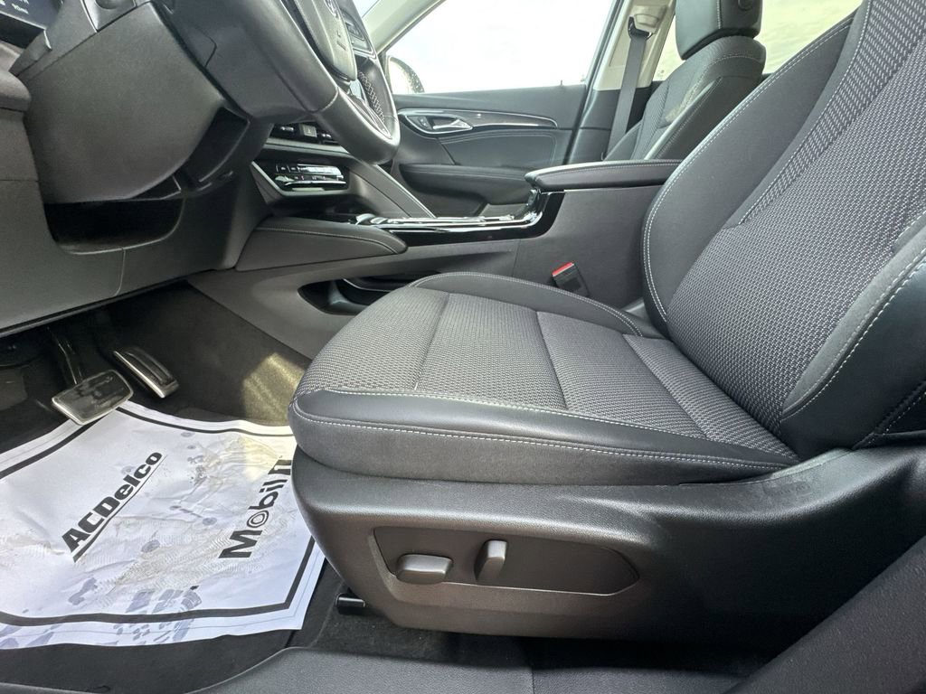 Used 2023 Buick Envision Preferred w/ Sport Touring Package image 12