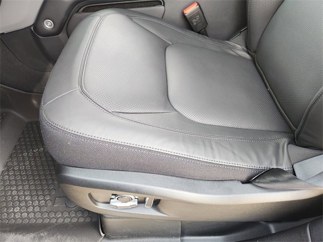 New 2026 Land Rover Defender 130 V8 image 17