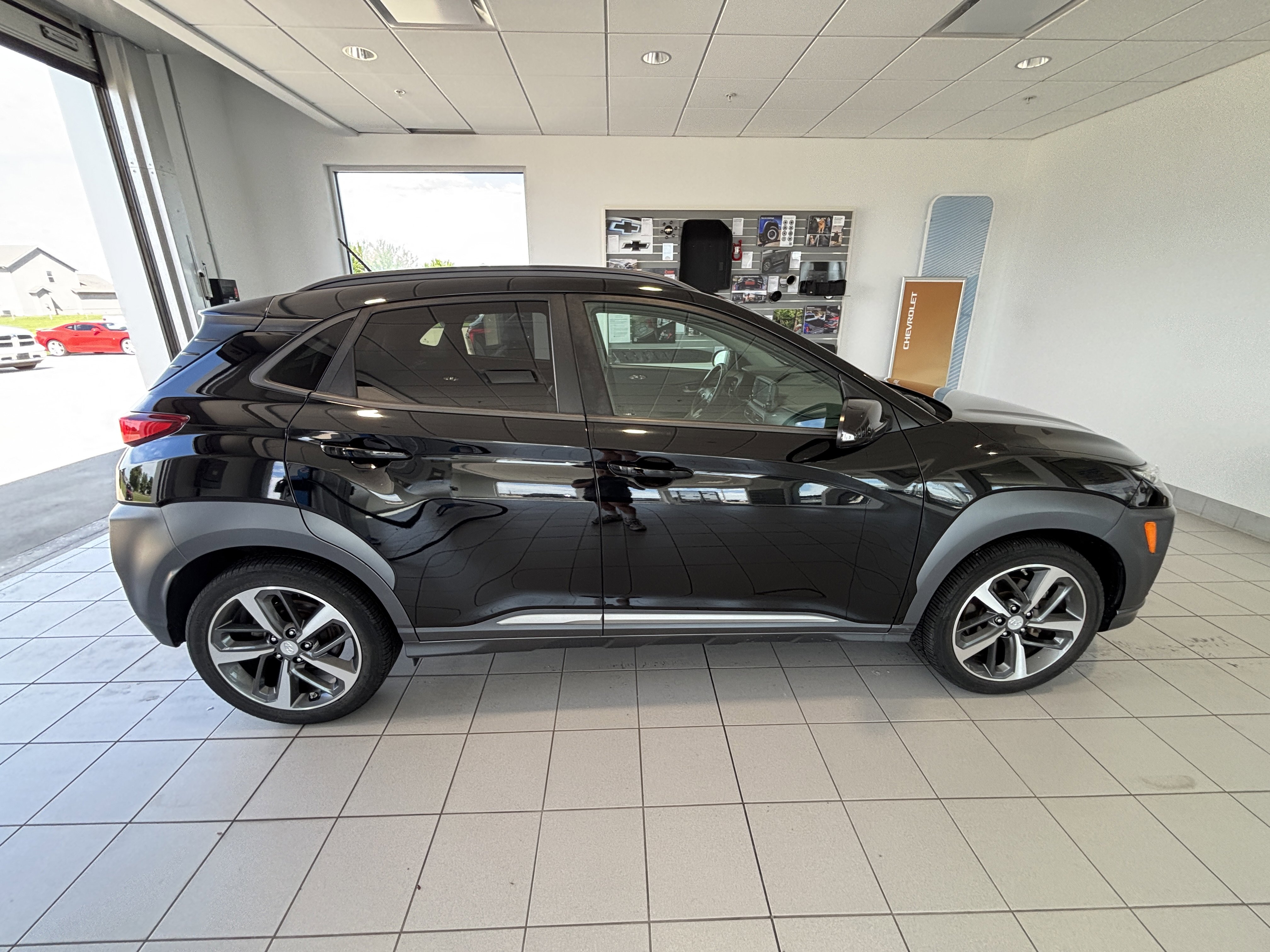 Used 2018 Hyundai Kona Limited FWD image 6