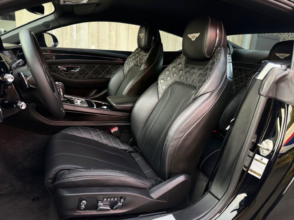 Used 2020 Bentley Continental GT V8 image 24