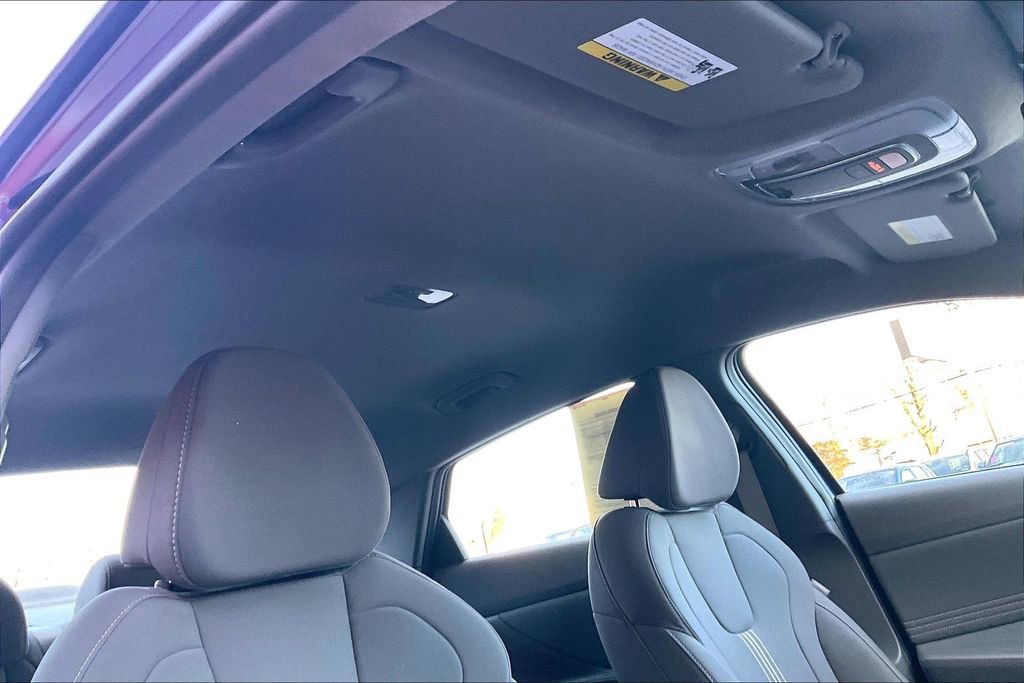 Used 2023 Hyundai Elantra SEL w/ Convenience Package image 21