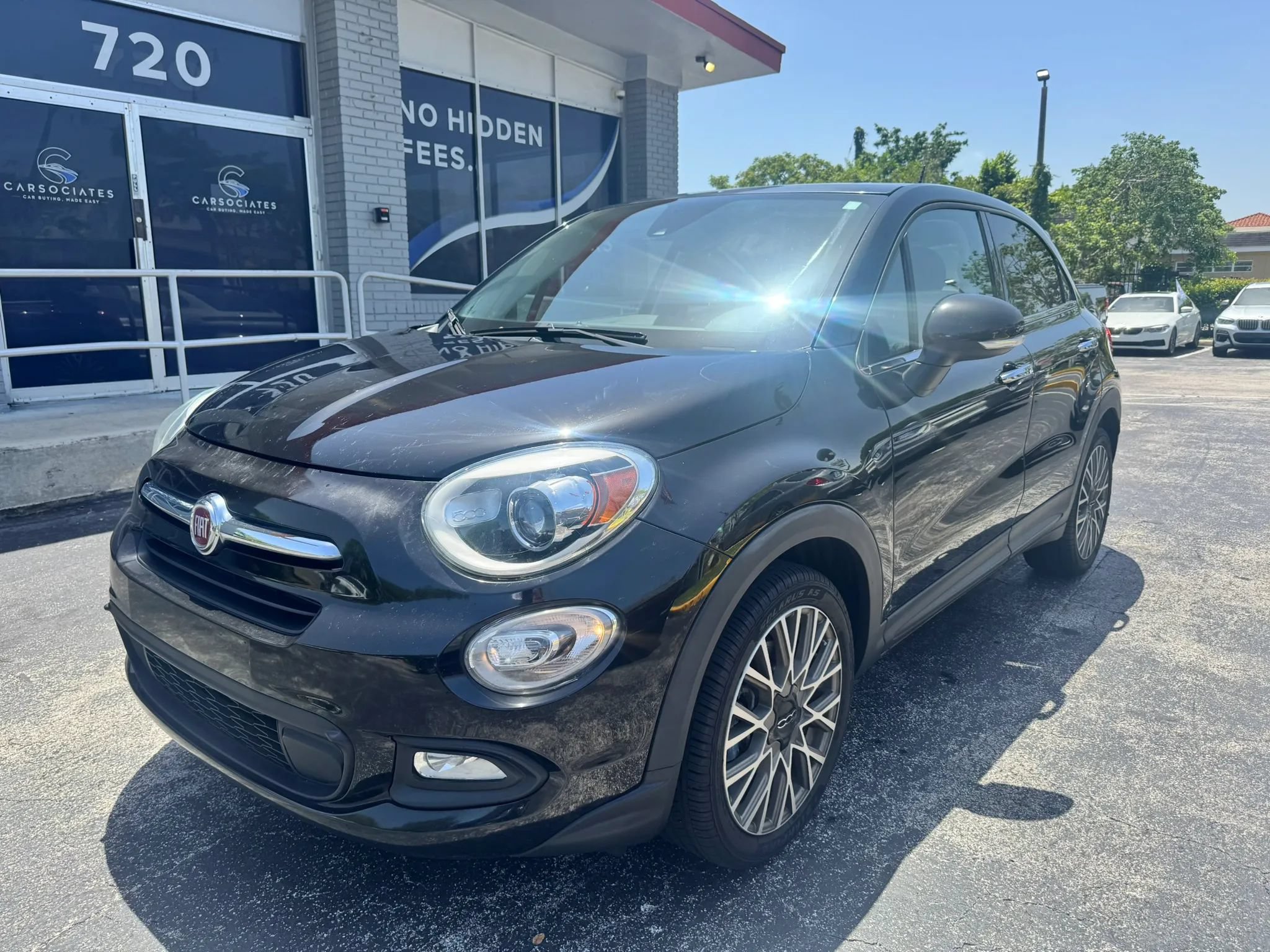 Used 2017 FIAT 500X Lounge w/ Lounge Premium Package (FWD) image 1