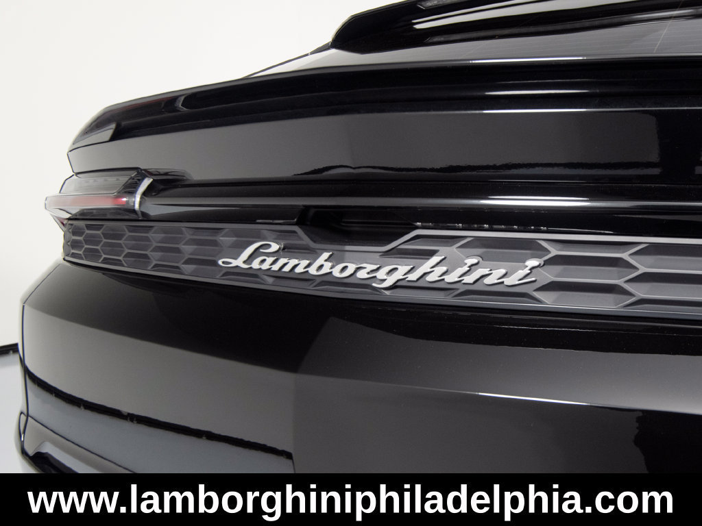 Used 2025 Lamborghini Urus S AWD/4WD image 43