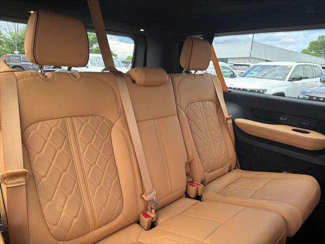 Certified 2025 Jeep Grand Wagoneer L Series III w/ Rear Seat Video Group 1 AWD/4WD image 12