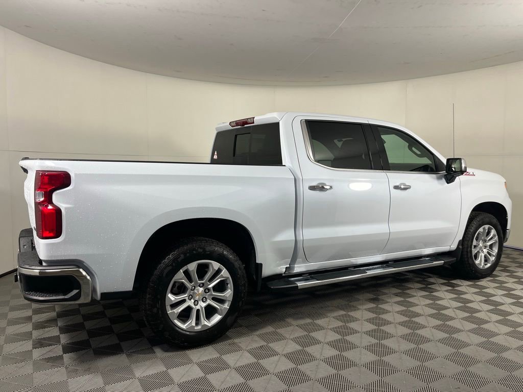 New 2026 Chevrolet Silverado 1500 LTZ w/ LTZ Premium Package image 3