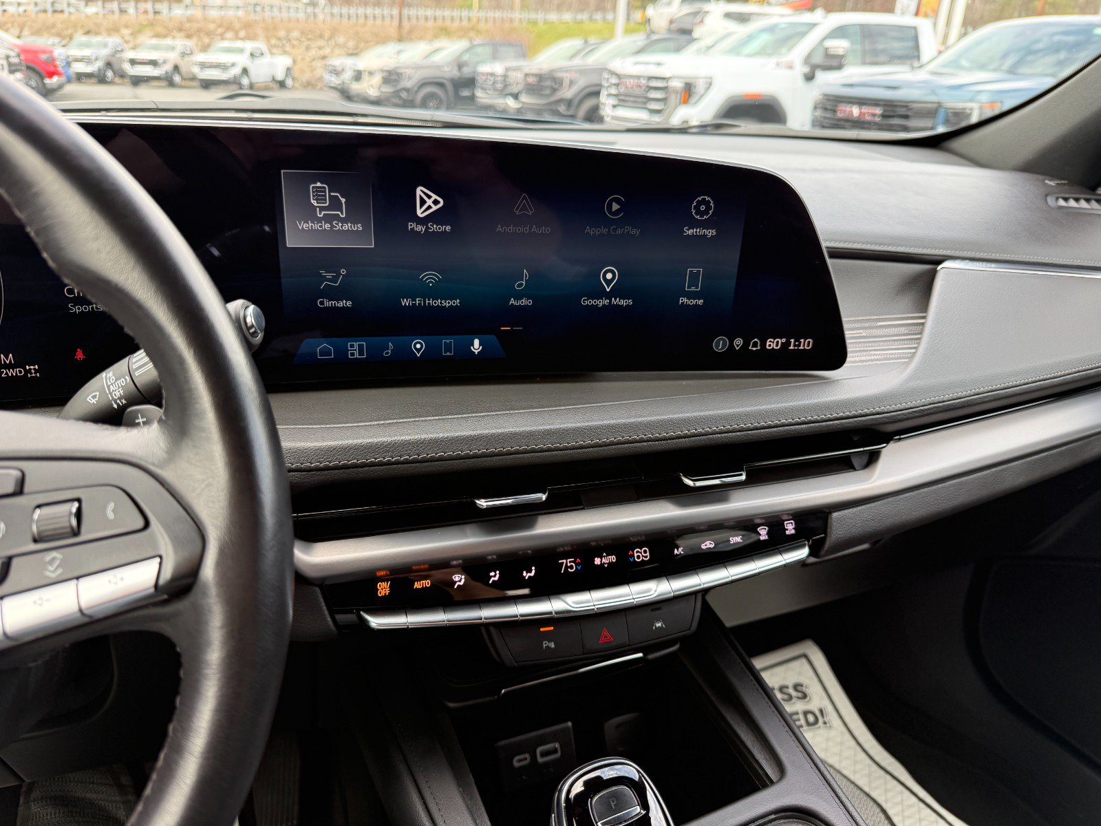 Certified 2024 Cadillac XT4 Premium Luxury AWD/4WD image 30