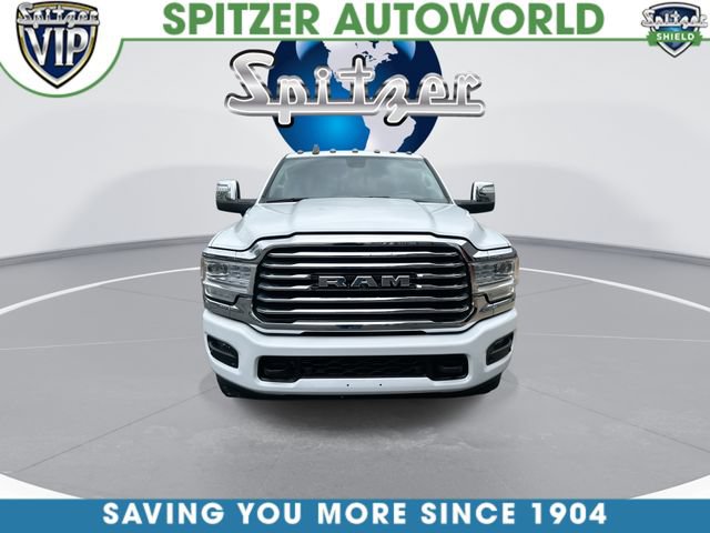 Used 2023 RAM 3500 Limited AWD/4WD image 3