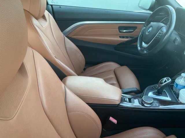 Used 2020 BMW 430i Convertible w/ M Sport Package RWD image 4