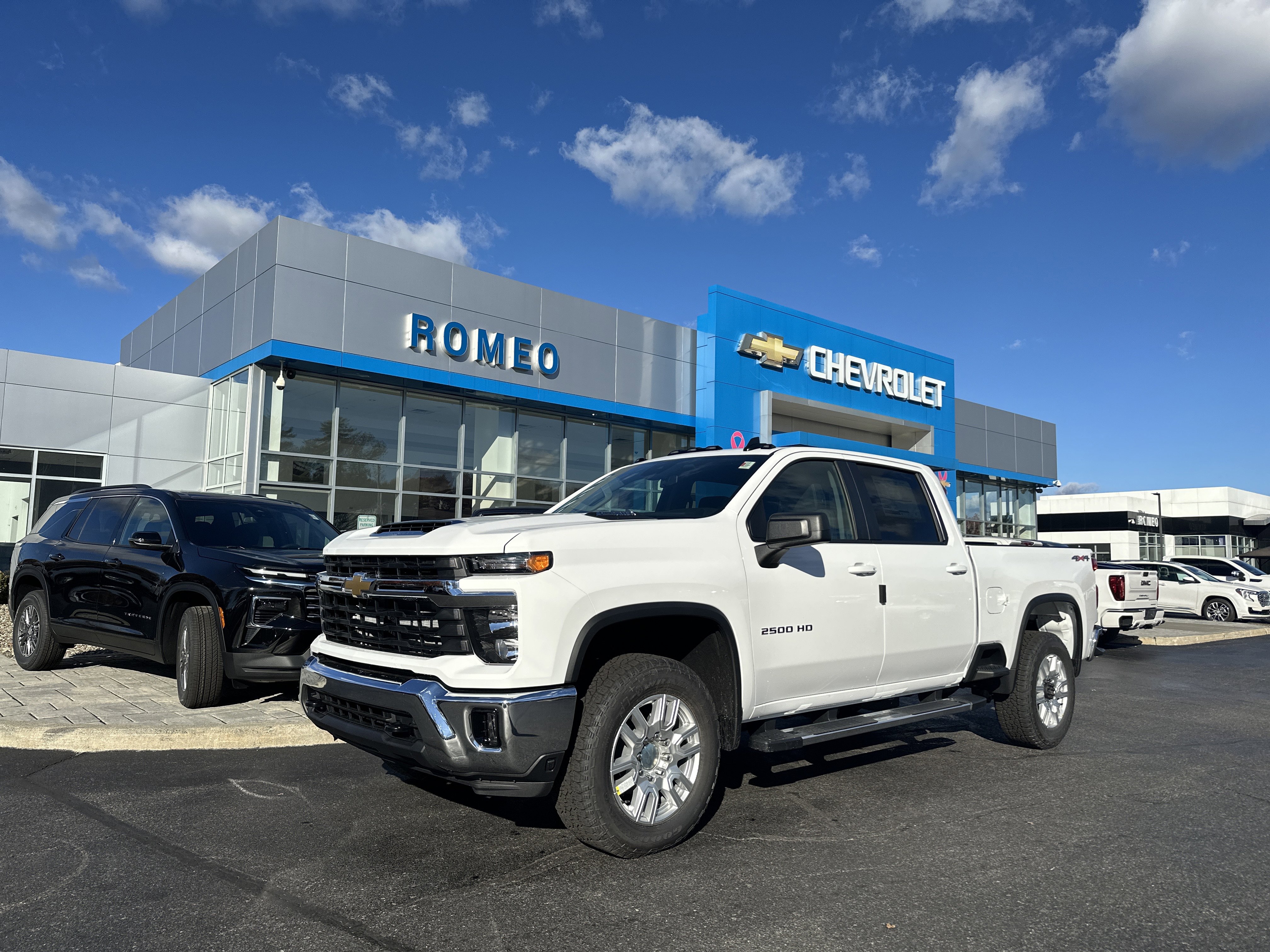 New 2026 Chevrolet Silverado 2500 LT w/ Convenience Package