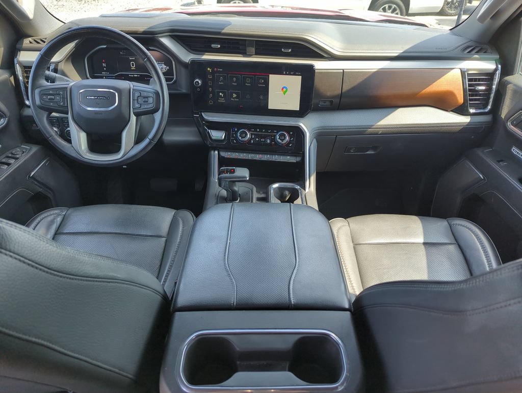 Used 2023 GMC Sierra 1500 Denali AWD/4WD image 14
