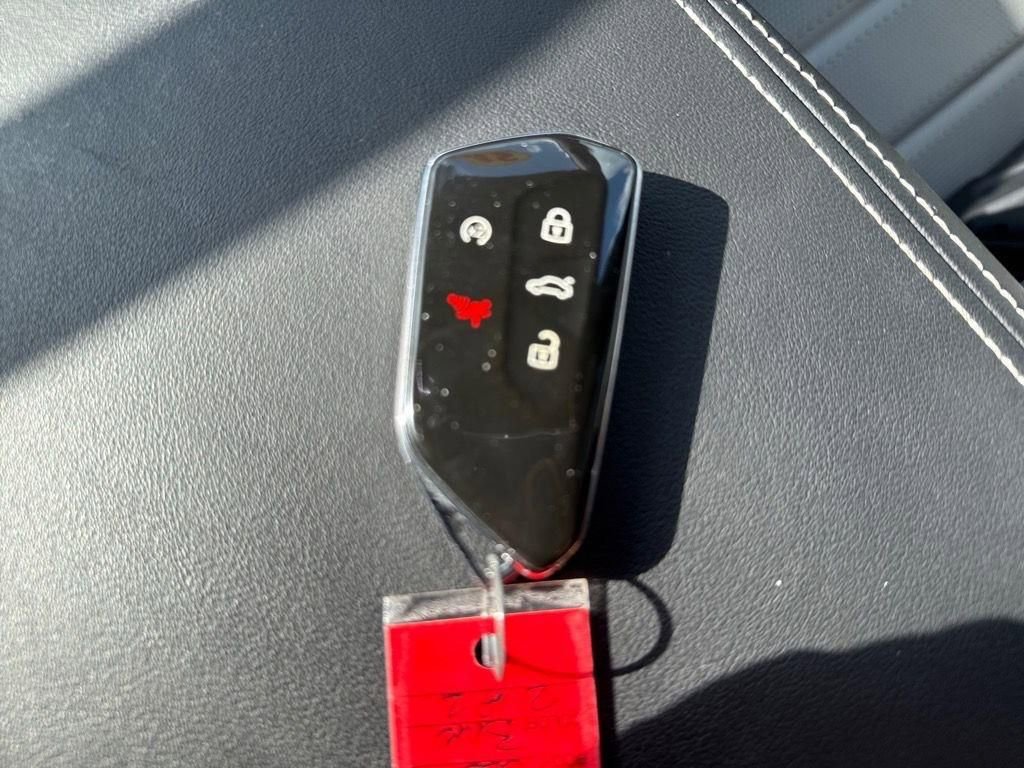 Used 2024 Volkswagen Atlas Cross Sport SEL R-Line image 26