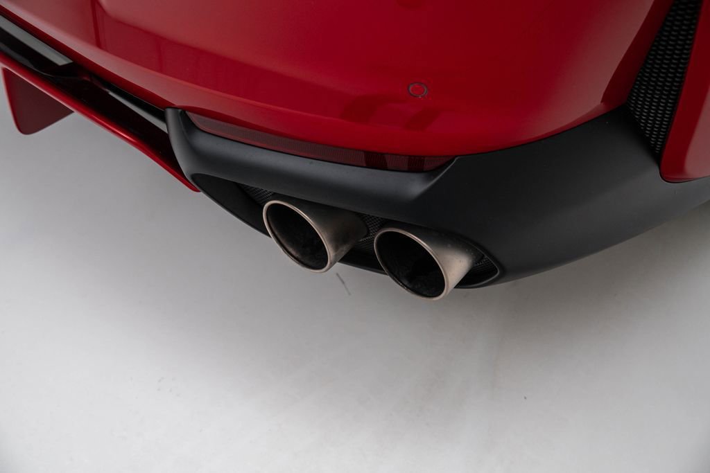 Used 2019 Ferrari 812 Superfast image 75