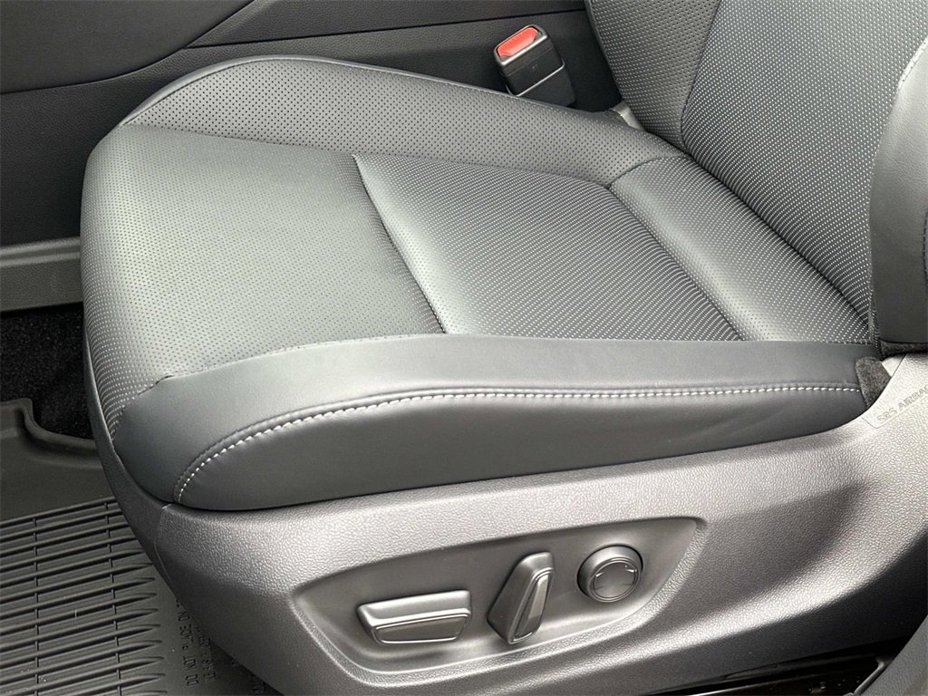 New 2026 Toyota Crown XLE image 16