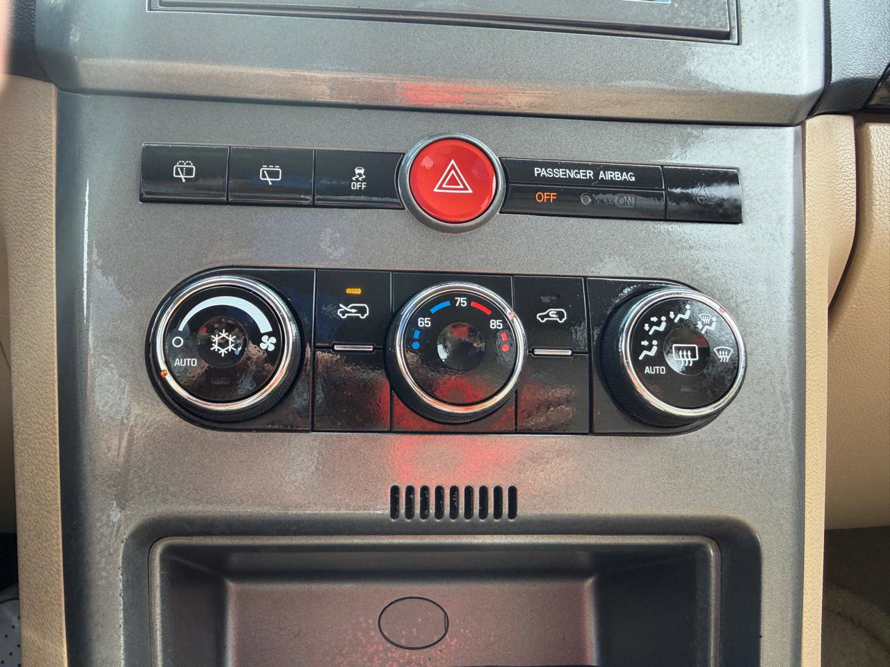 Used 2008 Saturn Vue XR w/ Convenience Package FWD image 21