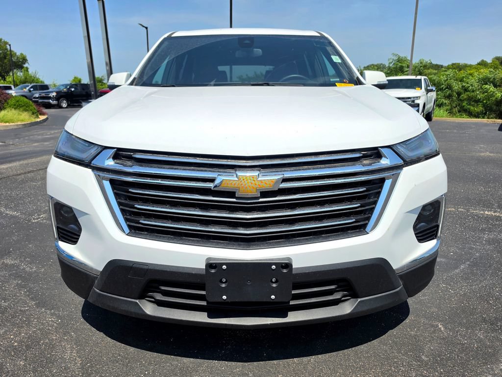 Used 2023 Chevrolet Traverse LT FWD image 16