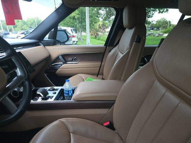 Used 2023 Land Rover Range Rover SE AWD/4WD image 9