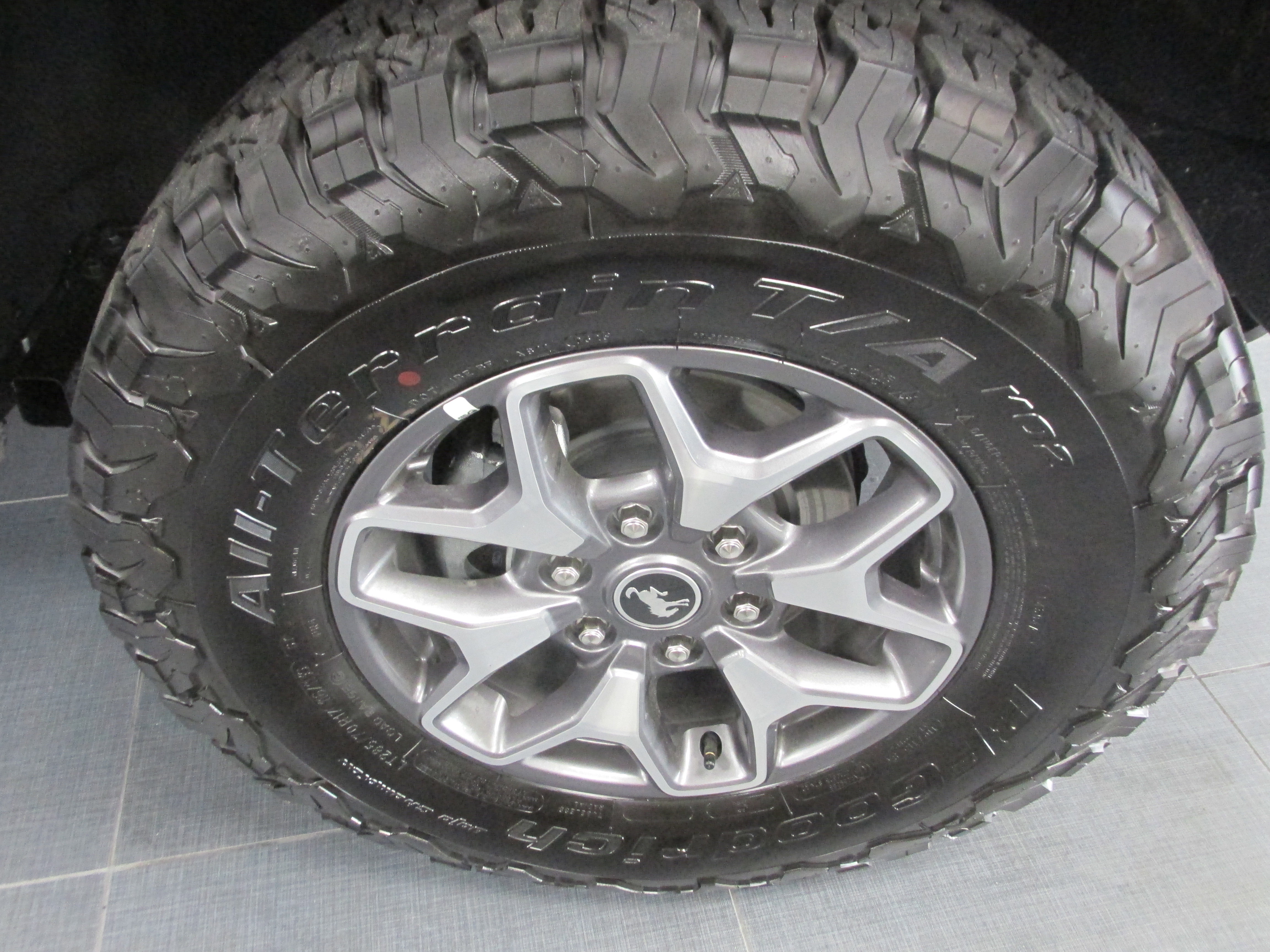 New 2025 Ford Bronco Badlands image 15