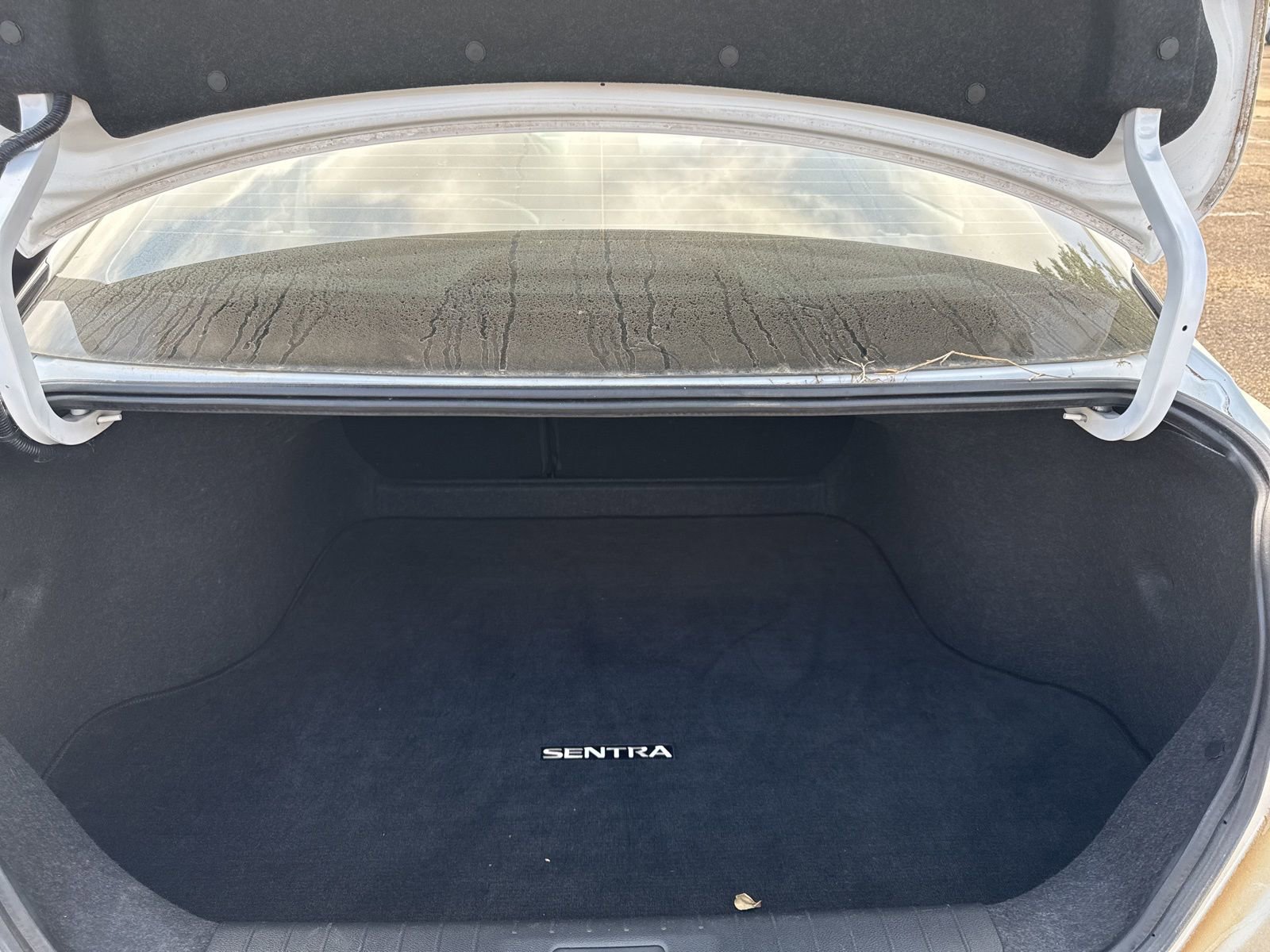 Used 2023 Nissan Sentra SR w/ SR Premium Package image 9