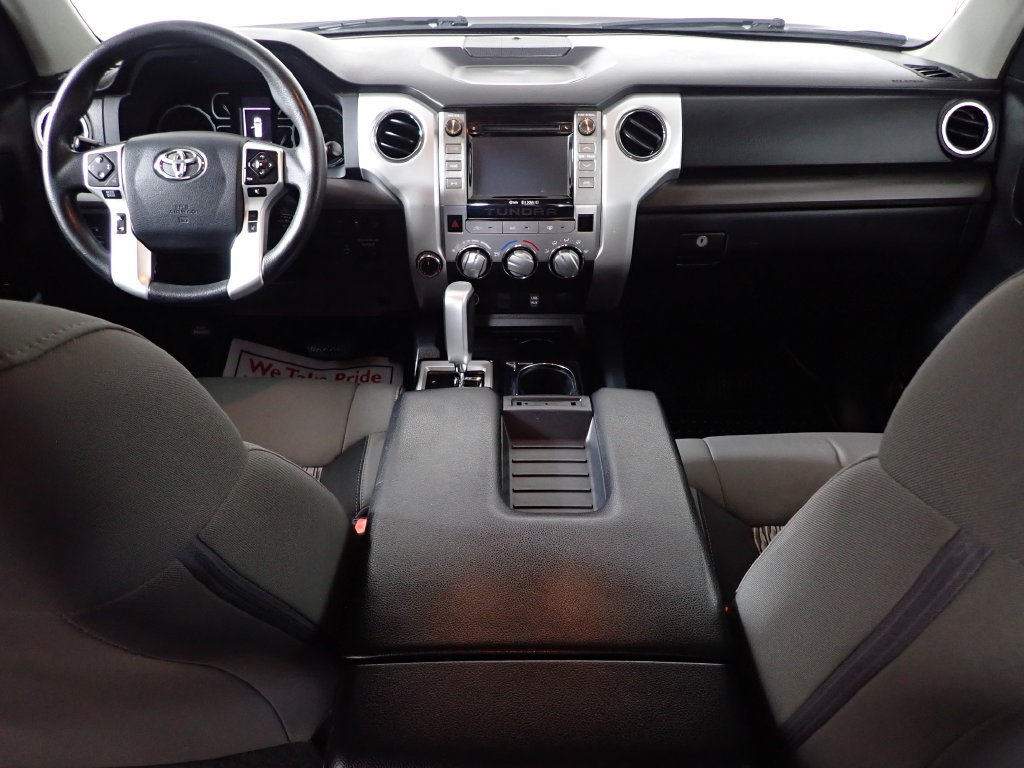Used 2018 Toyota Tundra SR5 w/ TRD Off Road Package AWD/4WD image 29
