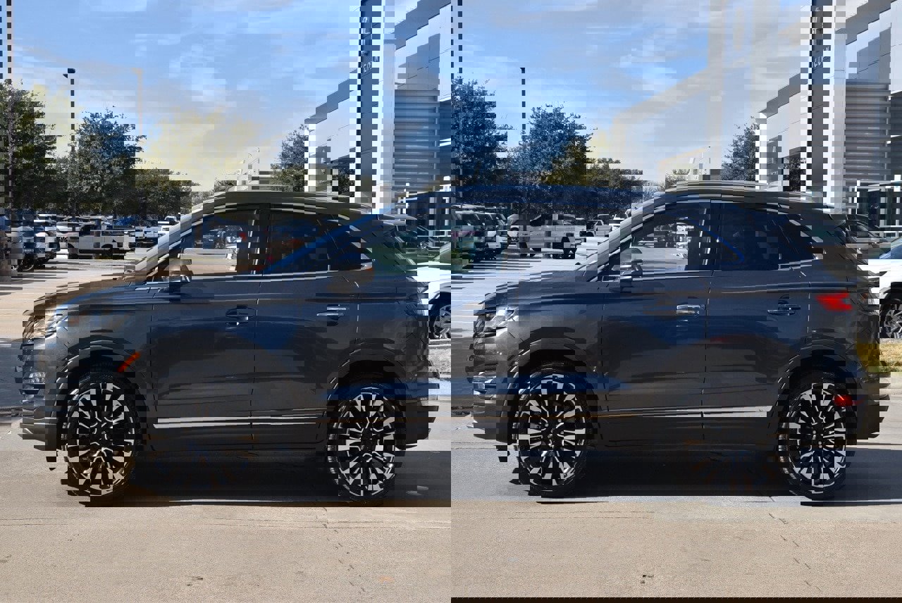 Used 2019 Lincoln MKC Reserve image 12