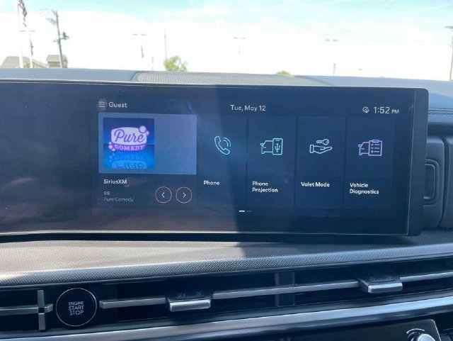 Used 2025 Hyundai Santa Fe SEL FWD image 25